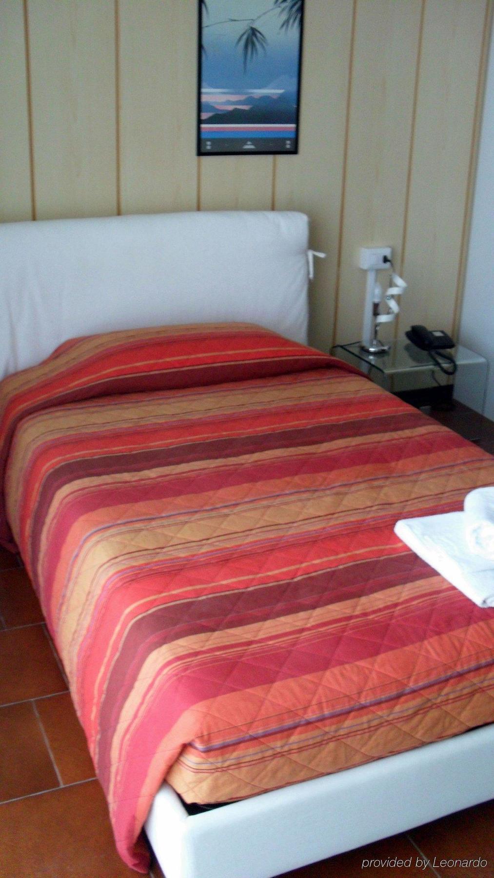Albergo Residence Isotta Veruno Zewnętrze zdjęcie