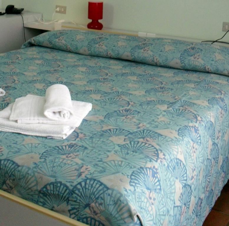 Albergo Residence Isotta Veruno Zewnętrze zdjęcie
