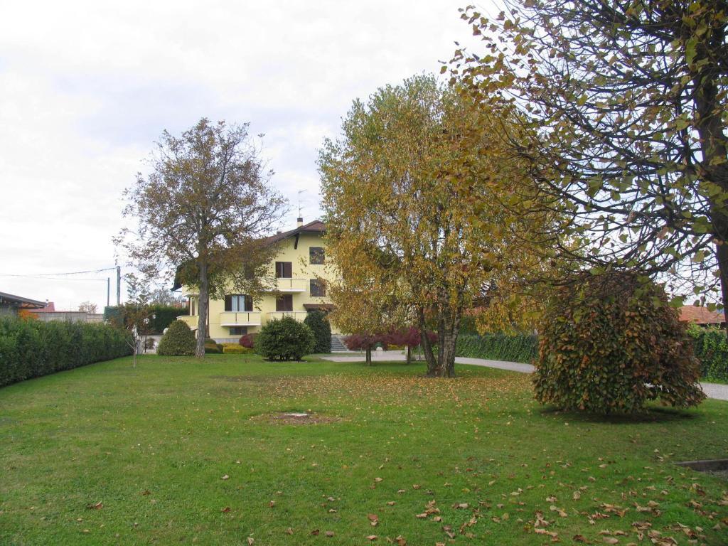 Albergo Residence Isotta Veruno Zewnętrze zdjęcie