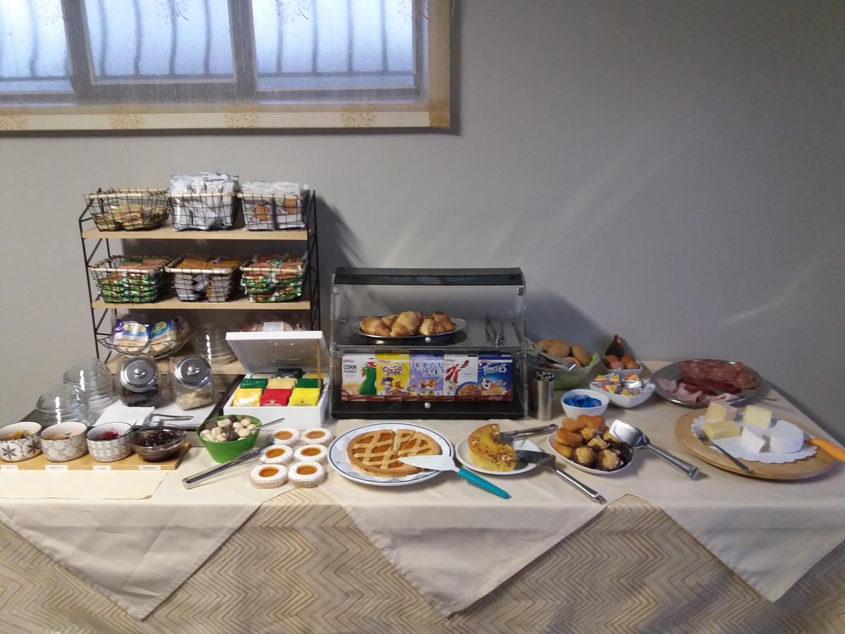 Albergo Residence Isotta Veruno Zewnętrze zdjęcie
