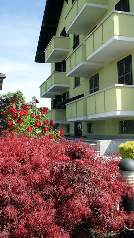 Albergo Residence Isotta Veruno Zewnętrze zdjęcie